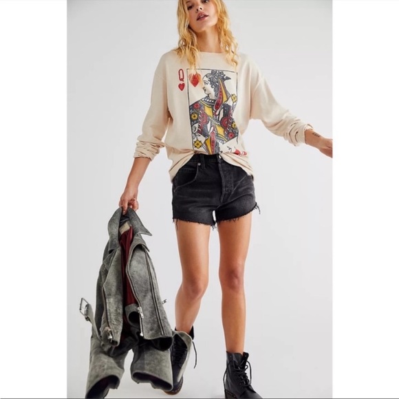 Daydreamer Free People Queen of Hearts long sleeve graphic tee Small - Picture 3 of 9